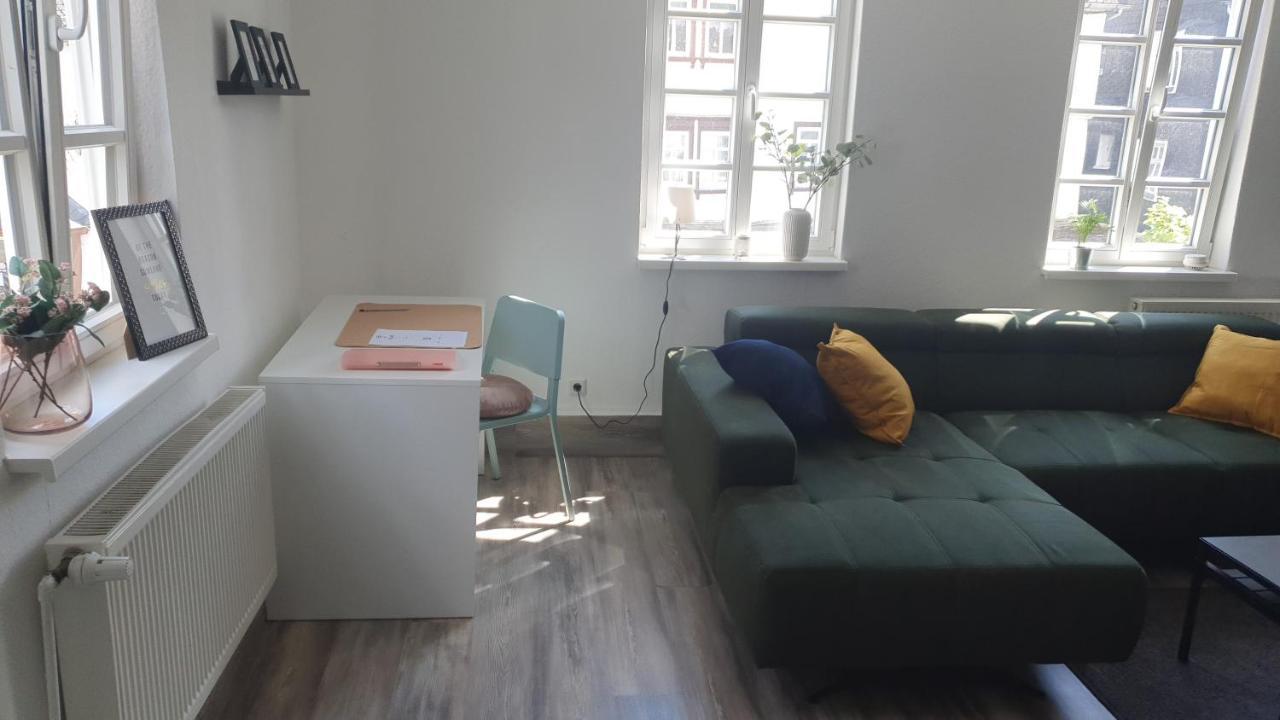 Gemuetliche Wohnung *Zentral* *Netflix* *Parkplatz* Bad Laasphe Luaran gambar