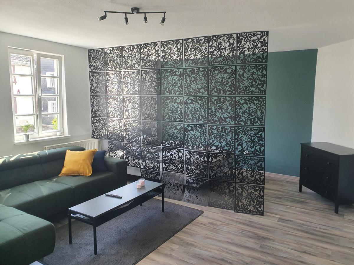 Gemuetliche Wohnung *Zentral* *Netflix* *Parkplatz* Bad Laasphe Luaran gambar